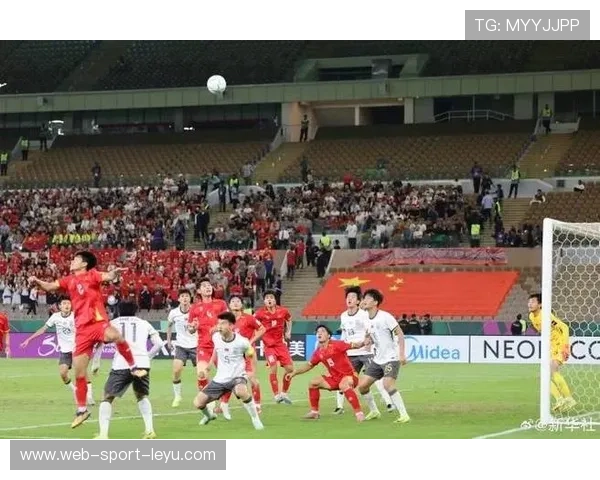 日本止步冲一档 国足无缘前90，日本国家队足球比赛